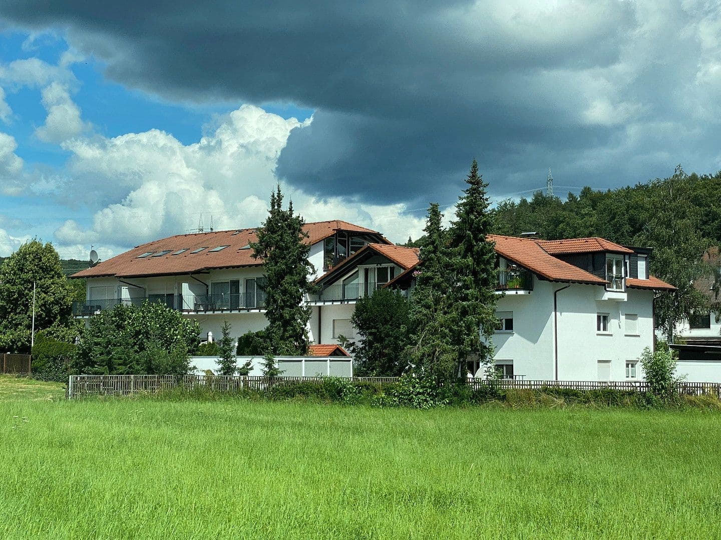 Pronájem bytu 2+1 81 m², Am Hollerbach 5, Hofheim am Taunus, Hessen Pronájem bytu 2+1 81 m², Am Hollerbach 5, Hofheim am Taunus, Hessen