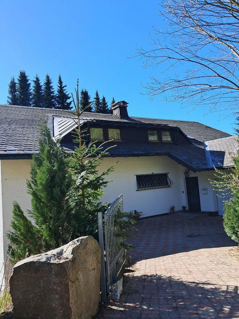 Prodej domu 436 m², pozemek 2.945 m², Warmensteinach, Bavorsko Prodej domu 436 m², pozemek 2.945 m², Warmensteinach, Bavorsko