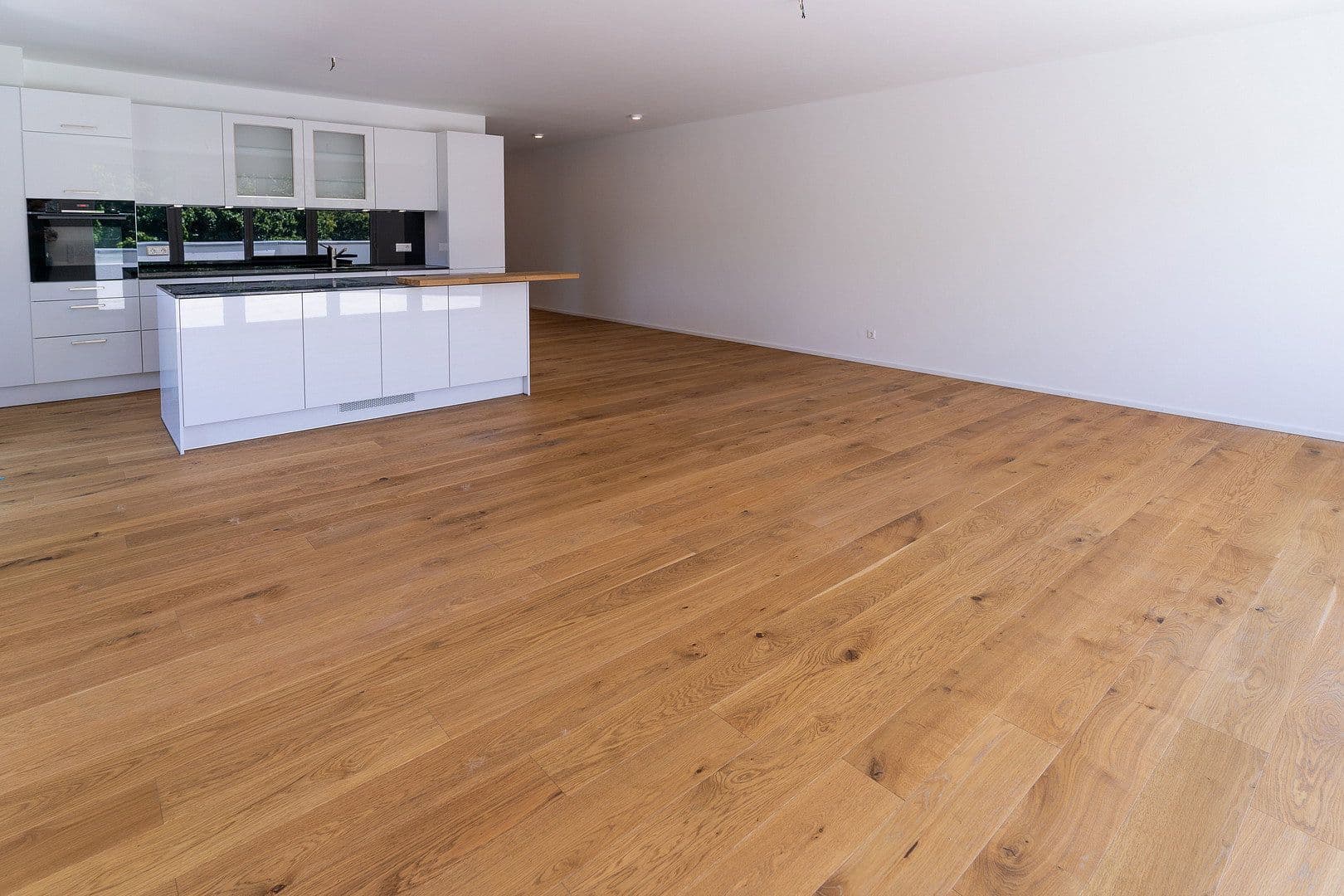 Pronájem bytu 4+kk 145 m², Unterer Welzberg 30, Calw, Bádensko-Württembersko Pronájem bytu 4+kk 145 m², Unterer Welzberg 30, Calw, Bádensko-Württembersko
