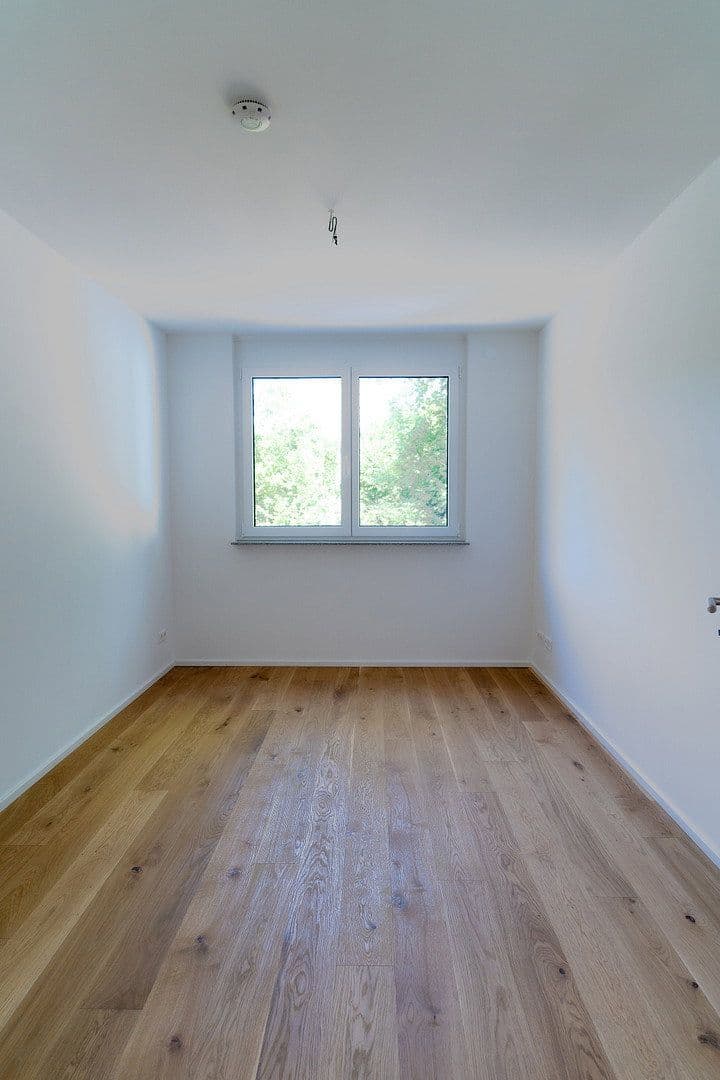 Pronájem bytu 4+kk 145 m², Unterer Welzberg 30, Calw, Bádensko-Württembersko Pronájem bytu 4+kk 145 m², Unterer Welzberg 30, Calw, Bádensko-Württembersko