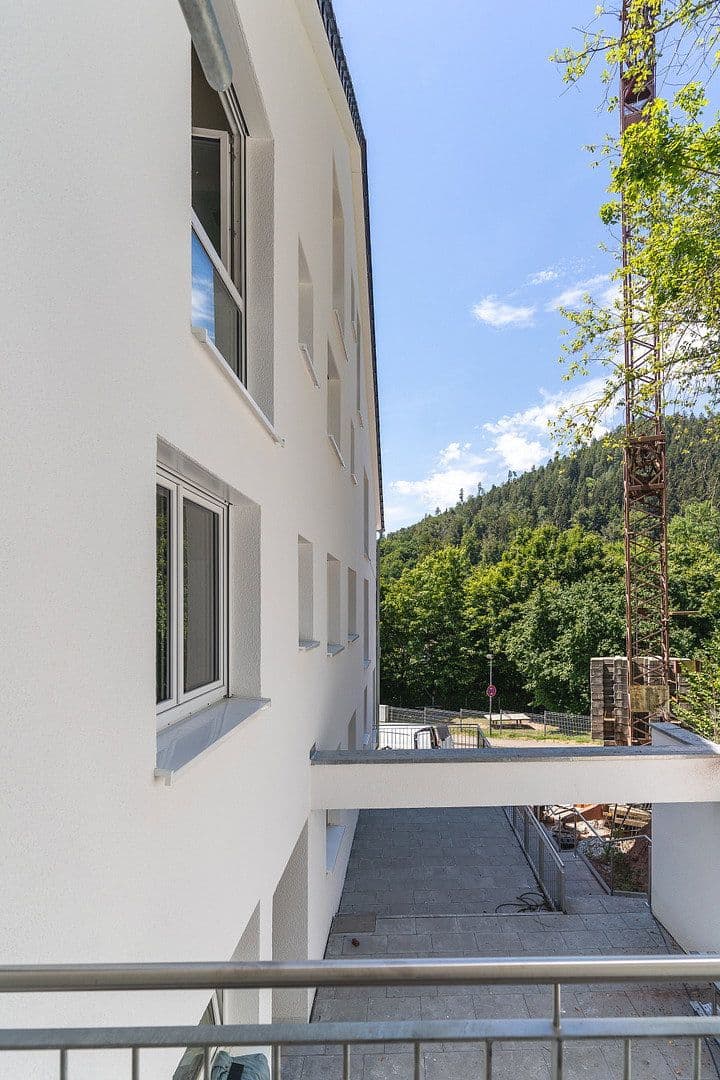 Pronájem bytu 4+kk 145 m², Unterer Welzberg 30, Calw, Bádensko-Württembersko Pronájem bytu 4+kk 145 m², Unterer Welzberg 30, Calw, Bádensko-Württembersko