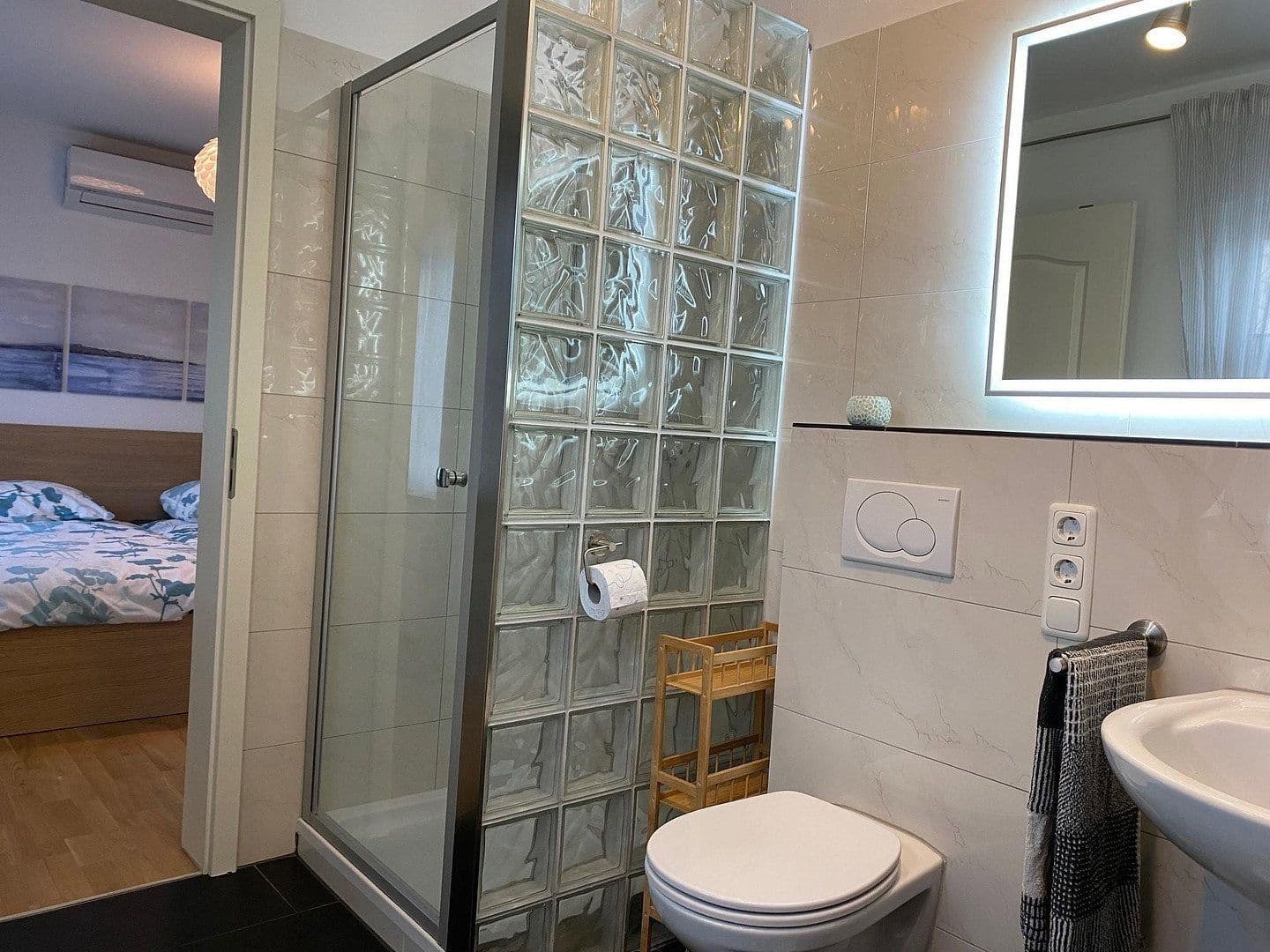 Prodej bytu 4+1 119 m², Annastrasse 2A, Langen, Hessen Prodej bytu 4+1 119 m², Annastrasse 2A, Langen, Hessen