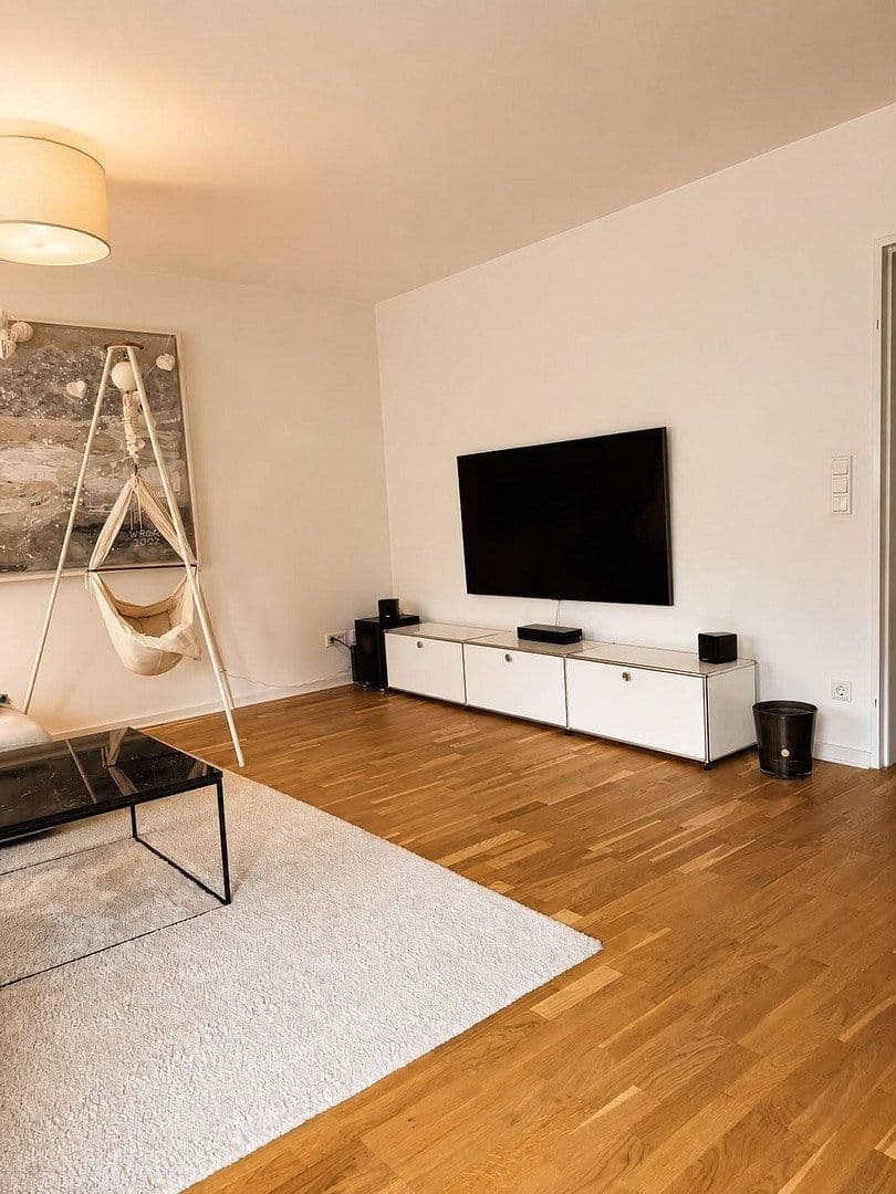 Pronájem bytu 3+1 100 m², Mörsenbroicher Weg, Düsseldorf, Severní Porýní-Vestfálsko Pronájem bytu 3+1 100 m², Mörsenbroicher Weg, Düsseldorf, Severní Porýní-Vestfálsko