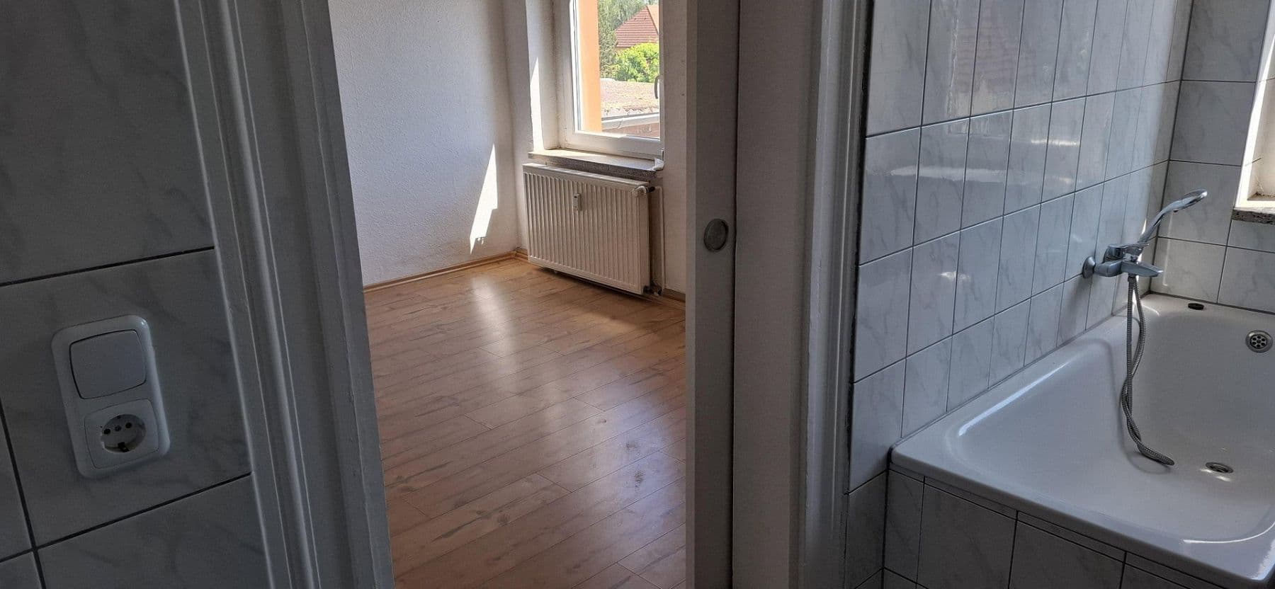 Pronájem bytu 3+1 60 m², Zeitzer-Str. 27, Kretzschau, Sasko-Anhaltsko Pronájem bytu 3+1 60 m², Zeitzer-Str. 27, Kretzschau, Sasko-Anhaltsko
