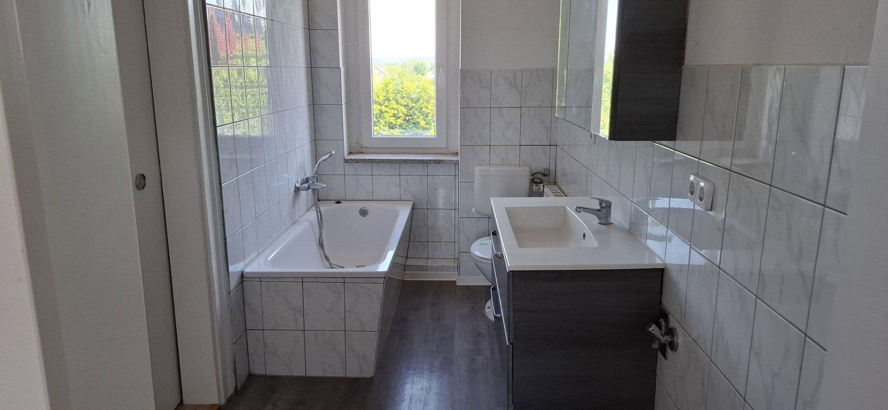 Pronájem bytu 3+1 60 m², Zeitzer-Str. 27, Kretzschau, Sasko-Anhaltsko Pronájem bytu 3+1 60 m², Zeitzer-Str. 27, Kretzschau, Sasko-Anhaltsko