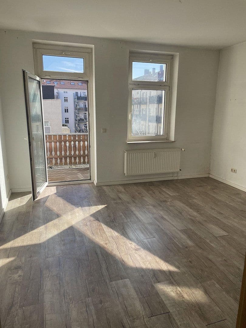 Pronájem bytu 3+1 73 m², Hildegardstr. 40, Leipzig, Sasko Pronájem bytu 3+1 73 m², Hildegardstr. 40, Leipzig, Sasko