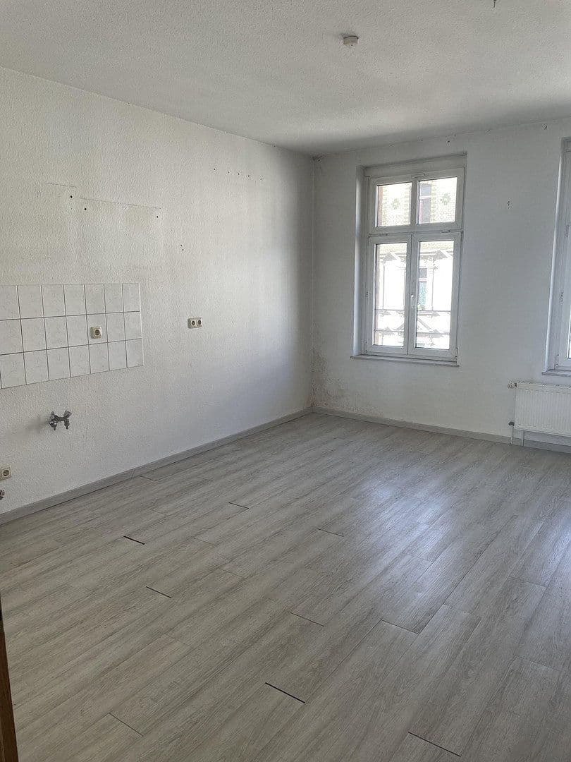 Pronájem bytu 3+1 73 m², Hildegardstr. 40, Leipzig, Sasko Pronájem bytu 3+1 73 m², Hildegardstr. 40, Leipzig, Sasko