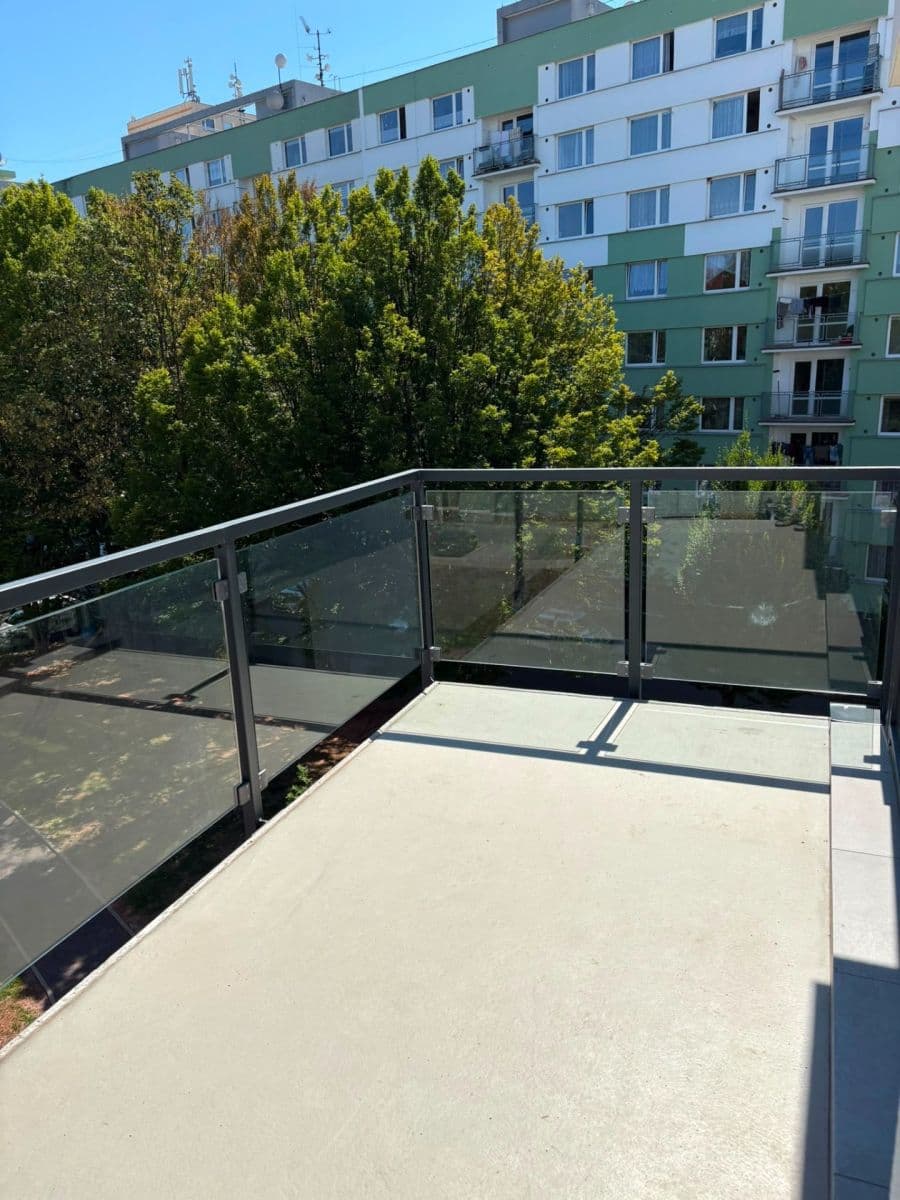 Prodej bytu 2+kk 58 m², Chodská, Trutnov, Královéhradecký kraj Prodej bytu 2+kk 58 m², Chodská, Trutnov, Královéhradecký kraj