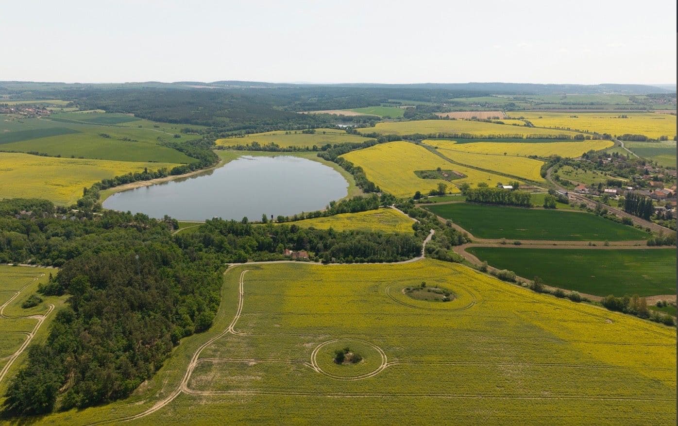 Prodej pozemku 105.000 m², Sadovská, Blatno, Ústecký kraj Prodej pozemku 105.000 m², Sadovská, Blatno, Ústecký kraj