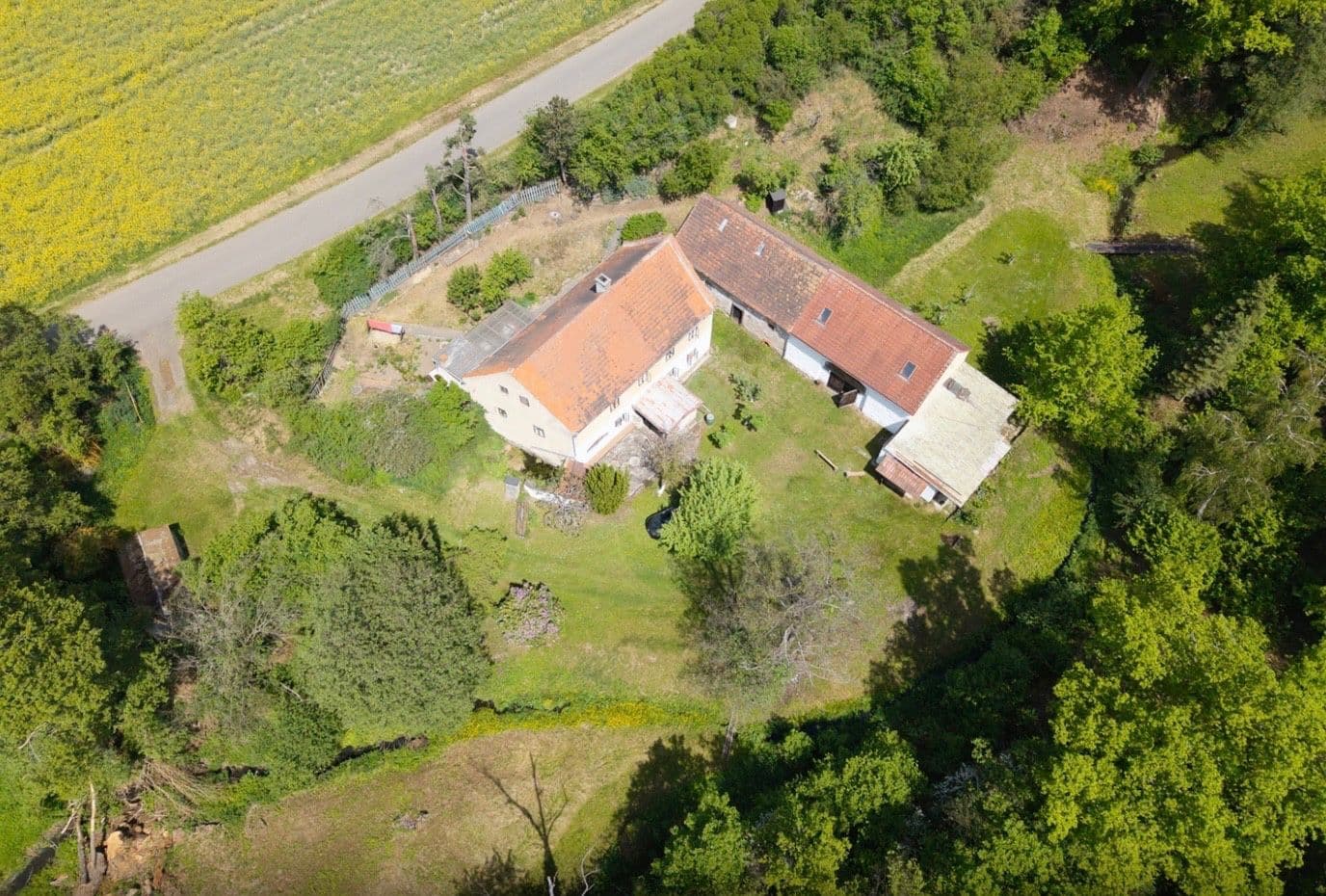 Prodej pozemku 105.000 m², Sadovská, Blatno, Ústecký kraj Prodej pozemku 105.000 m², Sadovská, Blatno, Ústecký kraj