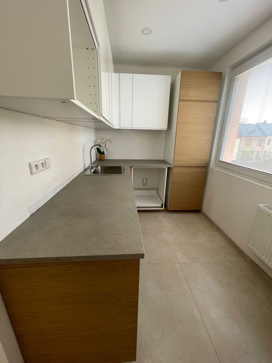 Prodej bytu 2+1 52 m², Sídl. Střed, Mělník, Středočeský kraj Prodej bytu 2+1 52 m², Sídl. Střed, Mělník, Středočeský kraj