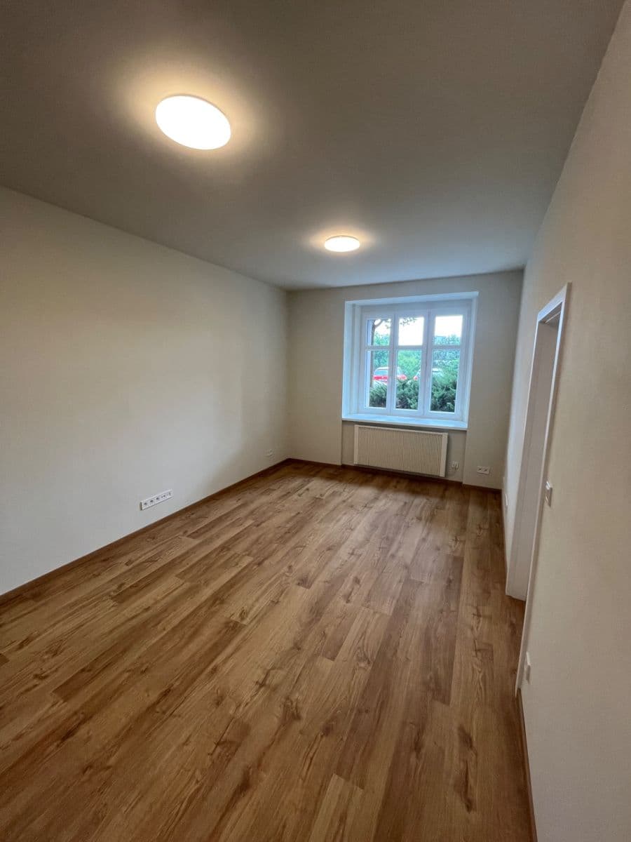 Pronájem nebytového prostoru 40 m², U Vysočanského pivovaru, Praha, Praha Pronájem nebytového prostoru 40 m², U Vysočanského pivovaru, Praha, Praha