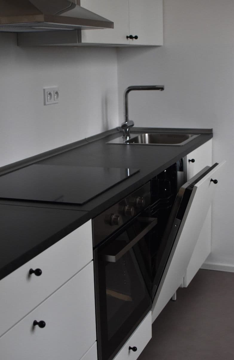 Prodej bytu 2+kk 52 m², S. K. Neumanna, Stochov, Středočeský kraj Prodej bytu 2+kk 52 m², S. K. Neumanna, Stochov, Středočeský kraj
