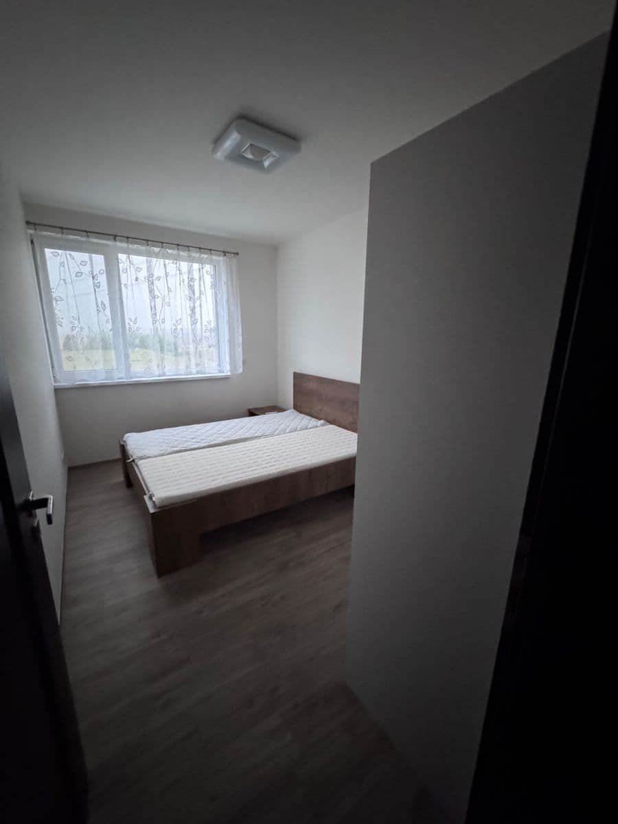 Pronájem bytu 2+1 56 m², Březí, Středočeský kraj Pronájem bytu 2+1 56 m², Březí, Středočeský kraj