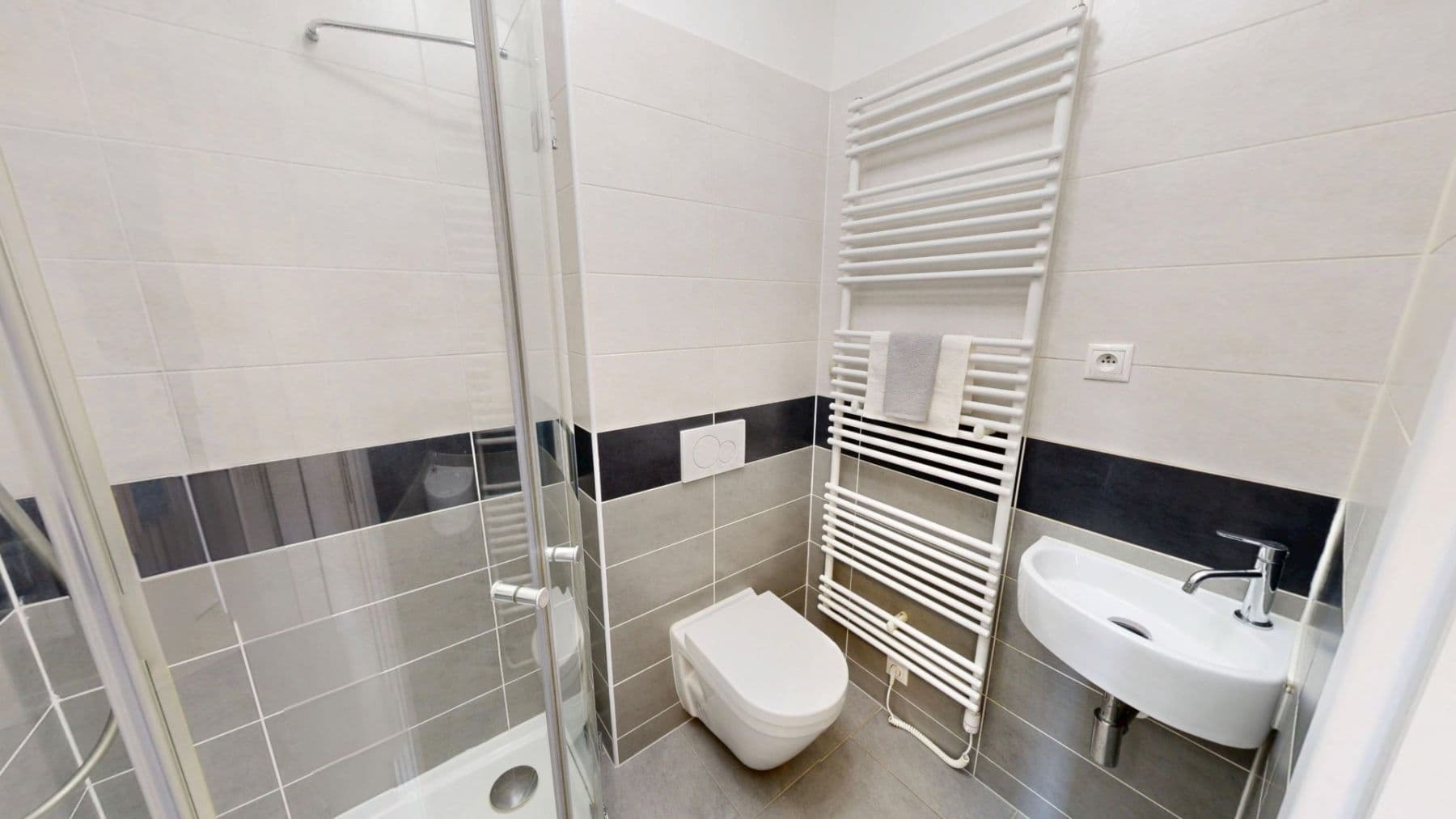 Pronájem domu 120 m², pozemek 60 m², Škvorecká, Úvaly, Středočeský kraj Pronájem domu 120 m², pozemek 60 m², Škvorecká, Úvaly, Středočeský kraj