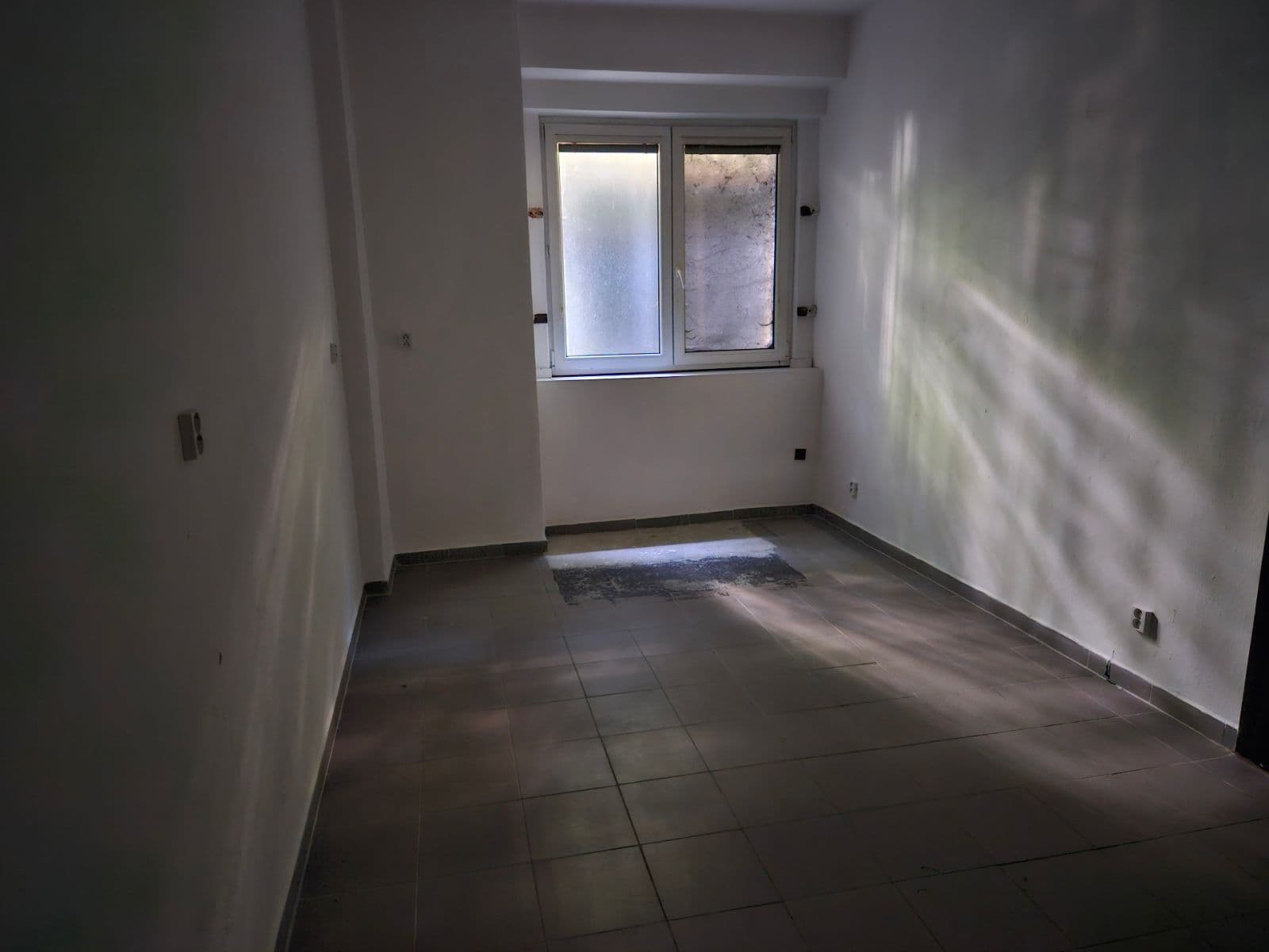Pronájem nebytového prostoru 70 m², Žerotínova, Praha, Praha Pronájem nebytového prostoru 70 m², Žerotínova, Praha, Praha