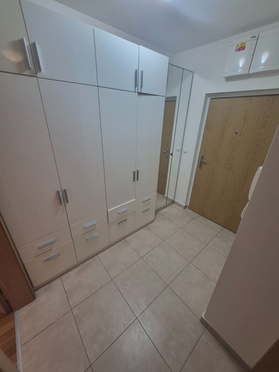 Pronájem bytu 2+kk 63 m², Harlacherova, Praha, Praha Pronájem bytu 2+kk 63 m², Harlacherova, Praha, Praha