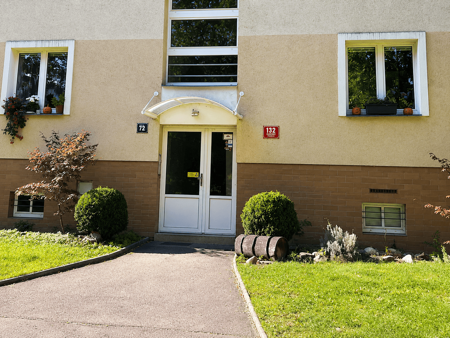 Pronájem bytu 2+1 52 m², Na Okraji, Praha, Praha Pronájem bytu 2+1 52 m², Na Okraji, Praha, Praha