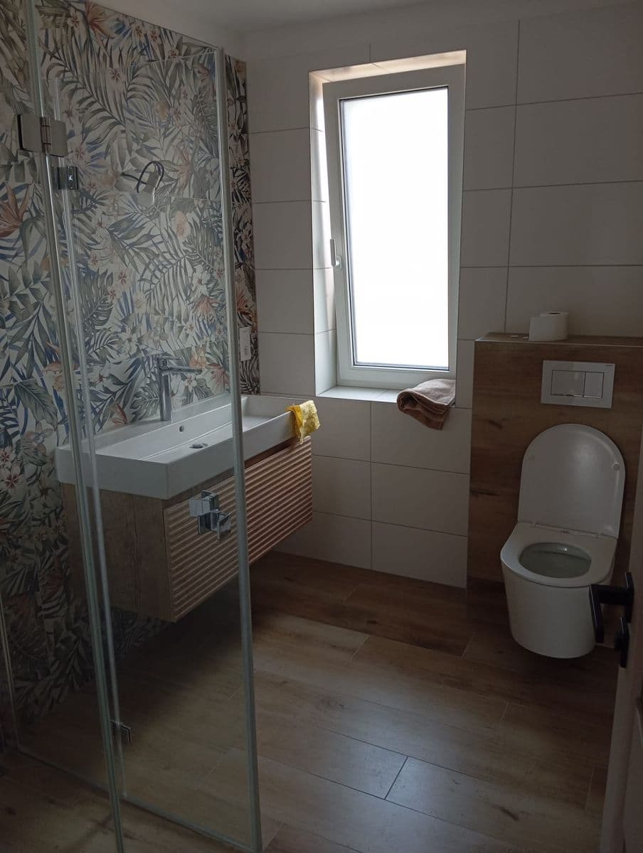 Pronájem domu 150 m², pozemek 975 m², Topolová, Cheb, Karlovarský kraj Pronájem domu 150 m², pozemek 975 m², Topolová, Cheb, Karlovarský kraj