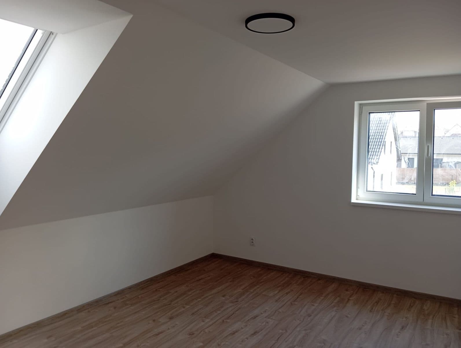 Pronájem domu 150 m², pozemek 975 m², Topolová, Cheb, Karlovarský kraj Pronájem domu 150 m², pozemek 975 m², Topolová, Cheb, Karlovarský kraj