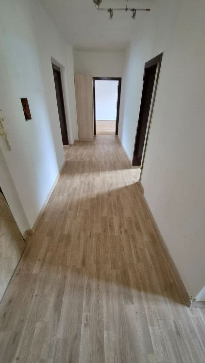 Prodej bytu 3+1 120 m², Bezručovo náměstí, Opava, Moravskoslezský kraj Prodej bytu 3+1 120 m², Bezručovo náměstí, Opava, Moravskoslezský kraj