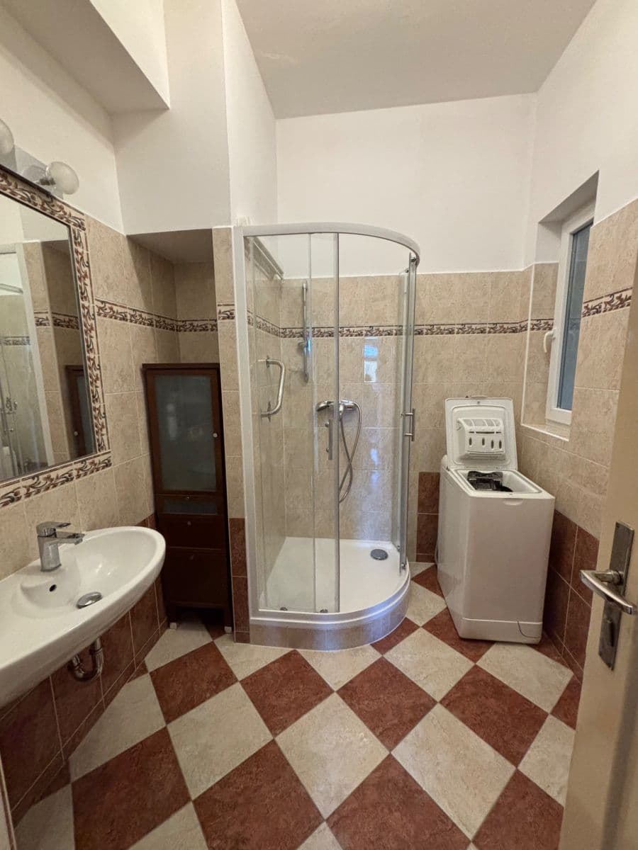 Pronájem bytu 3+1 76 m², Příční, Brno, Jihomoravský kraj Pronájem bytu 3+1 76 m², Příční, Brno, Jihomoravský kraj