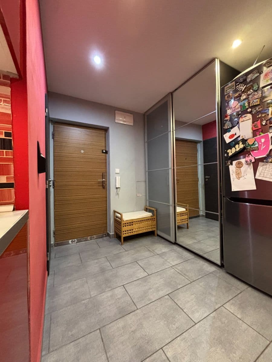 Prodej bytu 4+1 77 m², Závodu míru, Sokolov, Karlovarský kraj Prodej bytu 4+1 77 m², Závodu míru, Sokolov, Karlovarský kraj