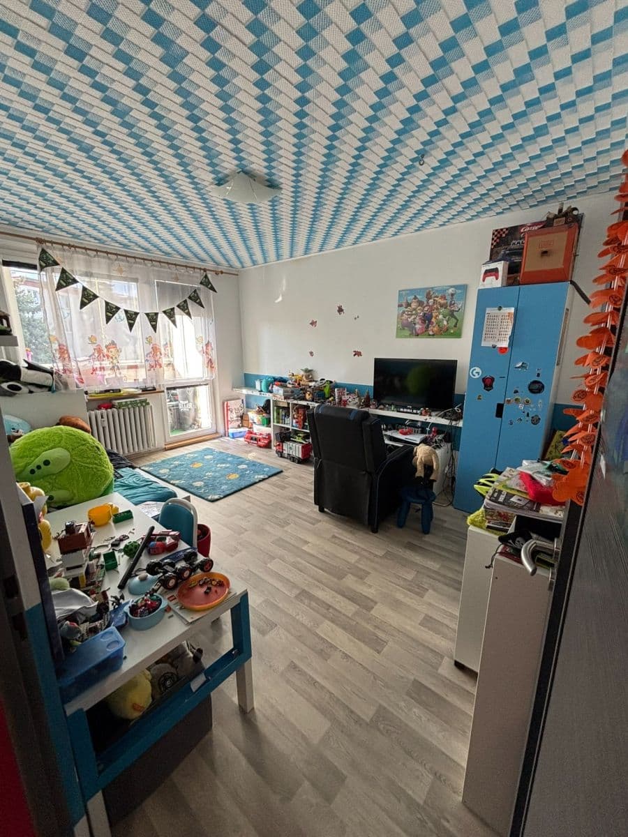 Prodej bytu 4+1 77 m², Závodu míru, Sokolov, Karlovarský kraj Prodej bytu 4+1 77 m², Závodu míru, Sokolov, Karlovarský kraj