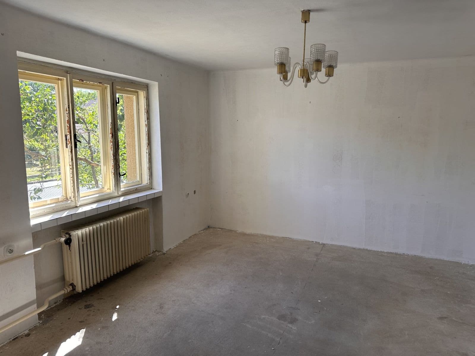 Prodej domu 180 m², pozemek 1.799 m², Staňkovice, Středočeský kraj Prodej domu 180 m², pozemek 1.799 m², Staňkovice, Středočeský kraj