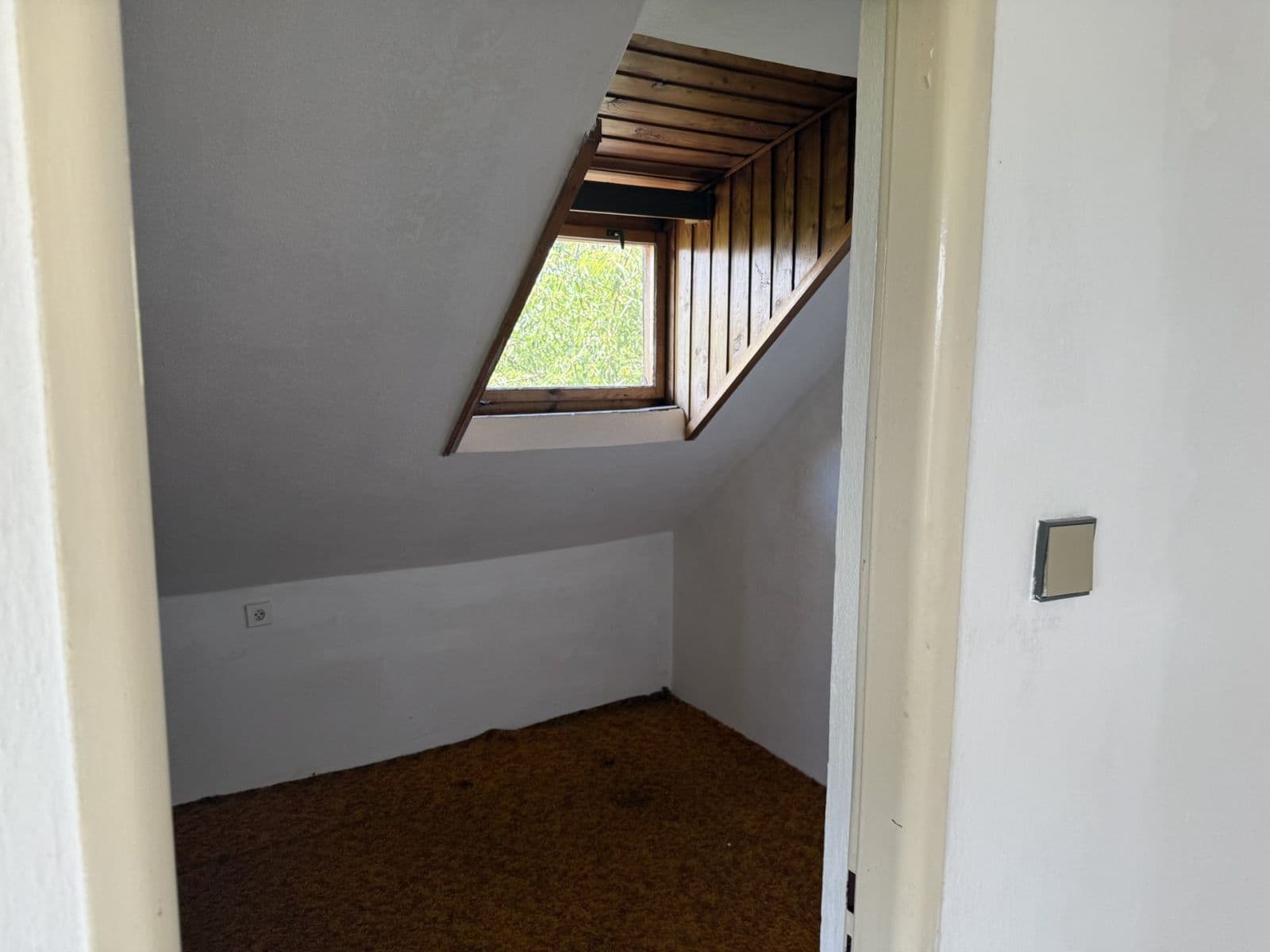 Prodej domu 180 m², pozemek 1.799 m², Staňkovice, Středočeský kraj Prodej domu 180 m², pozemek 1.799 m², Staňkovice, Středočeský kraj