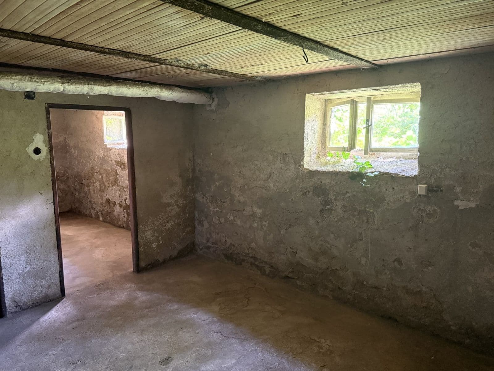 Prodej domu 180 m², pozemek 1.799 m², Staňkovice, Středočeský kraj Prodej domu 180 m², pozemek 1.799 m², Staňkovice, Středočeský kraj