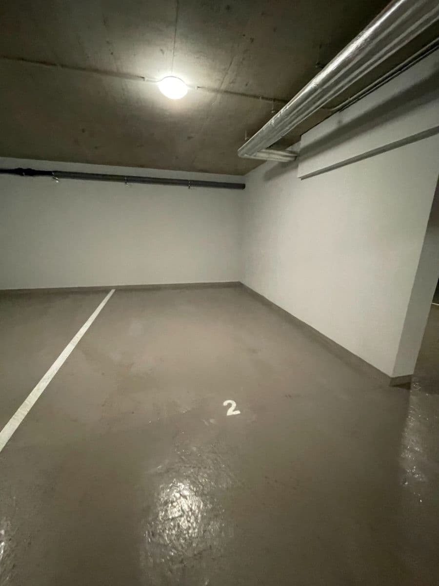 Pronájem garáže 14 m², Starý Dvůr, Hrádek nad Nisou, Liberecký kraj Pronájem garáže 14 m², Starý Dvůr, Hrádek nad Nisou, Liberecký kraj