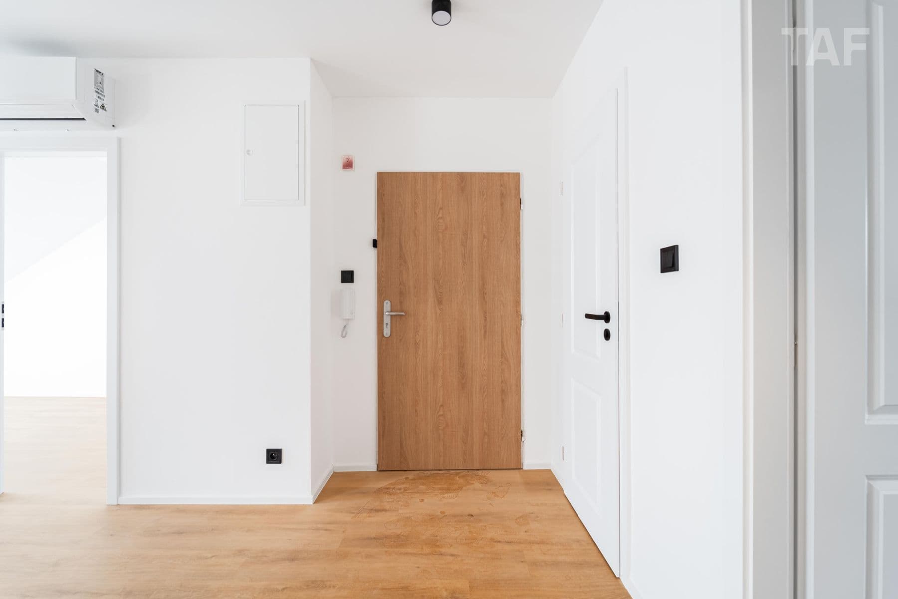 Prodej bytu 3+kk 55 m², Liborova, Praha, Praha Prodej bytu 3+kk 55 m², Liborova, Praha, Praha