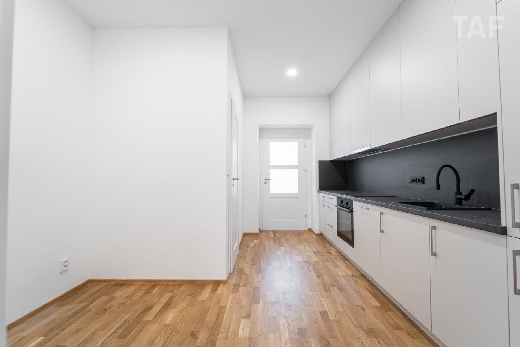 Prodej bytu 1+1 45 m², Milíčova, Praha, Praha Prodej bytu 1+1 45 m², Milíčova, Praha, Praha