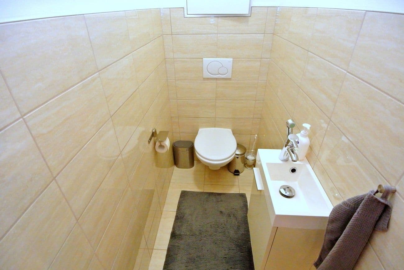 Pronájem bytu 3+1 106 m², Mladých Běchovic, Praha, Praha Pronájem bytu 3+1 106 m², Mladých Běchovic, Praha, Praha