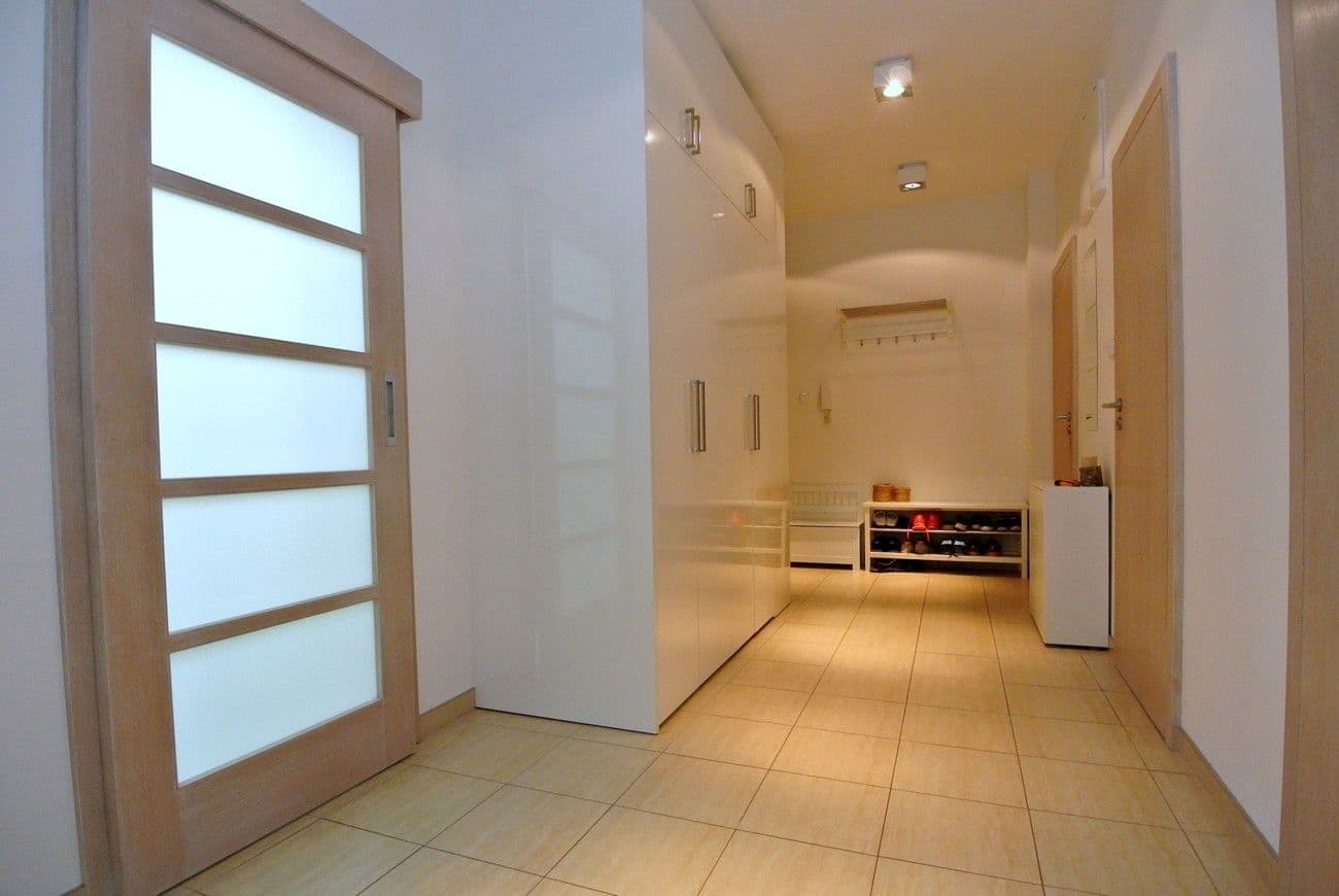 Pronájem bytu 3+1 106 m², Mladých Běchovic, Praha, Praha Pronájem bytu 3+1 106 m², Mladých Běchovic, Praha, Praha