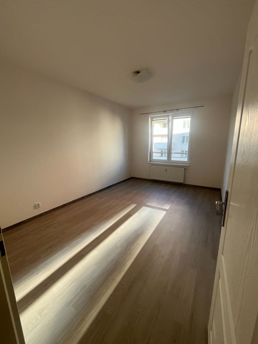 Pronájem bytu 2+kk 52 m², Velenovského, Praha, Praha Pronájem bytu 2+kk 52 m², Velenovského, Praha, Praha