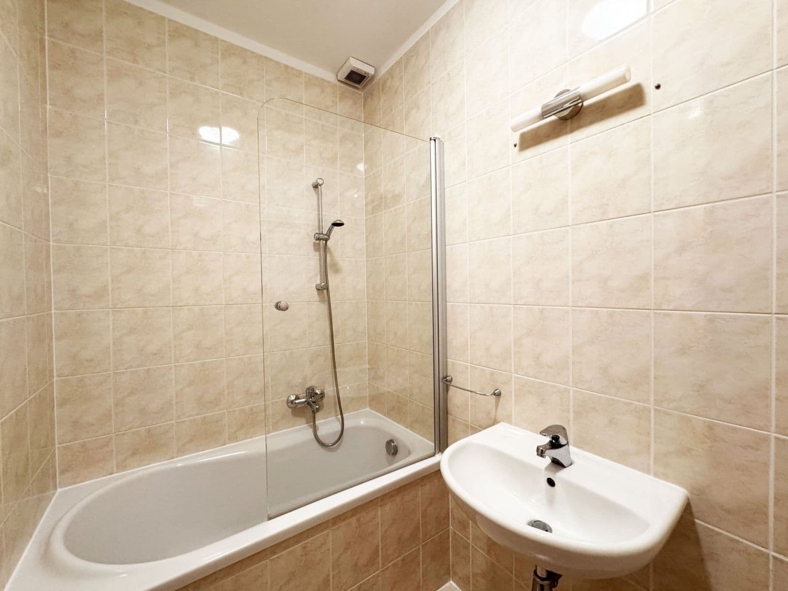 Pronájem bytu 3+kk 80 m², Libušská, Praha, Praha Pronájem bytu 3+kk 80 m², Libušská, Praha, Praha