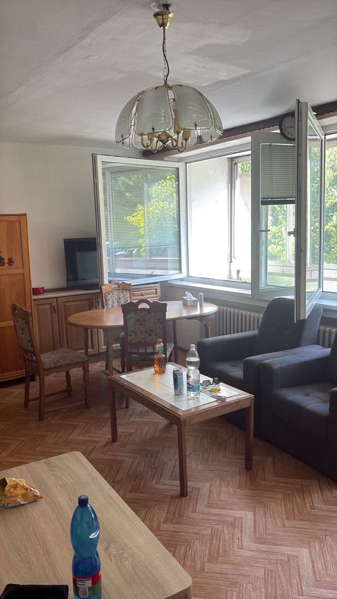 Pronájem bytu 4+kk 88 m², Pod Višňovkou, Praha, Praha Pronájem bytu 4+kk 88 m², Pod Višňovkou, Praha, Praha