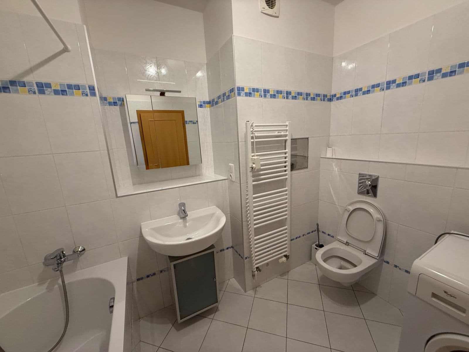 Pronájem bytu 1+kk 41 m², Pod Kapličkou, Praha, Praha Pronájem bytu 1+kk 41 m², Pod Kapličkou, Praha, Praha