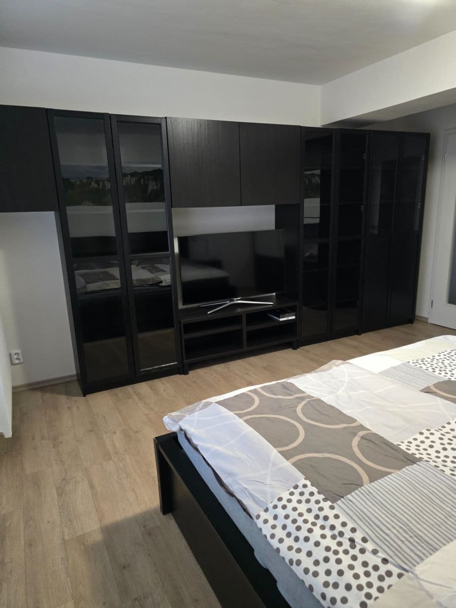 Pronájem bytu 3+1 74 m², Tůmova, Brno, Jihomoravský kraj Pronájem bytu 3+1 74 m², Tůmova, Brno, Jihomoravský kraj