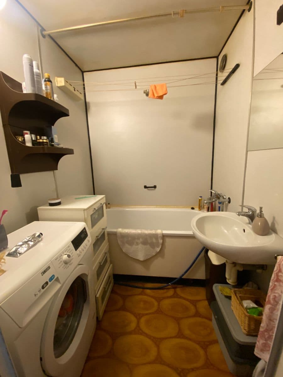 Prodej bytu 3+1 73 m², Kurzova, Praha, Praha Prodej bytu 3+1 73 m², Kurzova, Praha, Praha