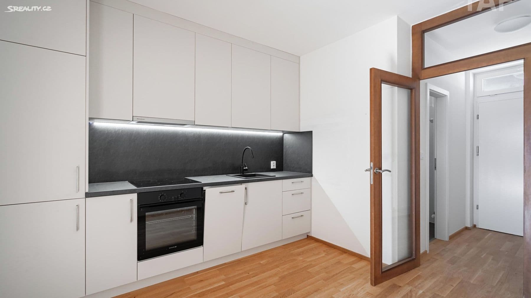 Prodej bytu 2+1 53 m², Milíčova, Praha, Praha Prodej bytu 2+1 53 m², Milíčova, Praha, Praha