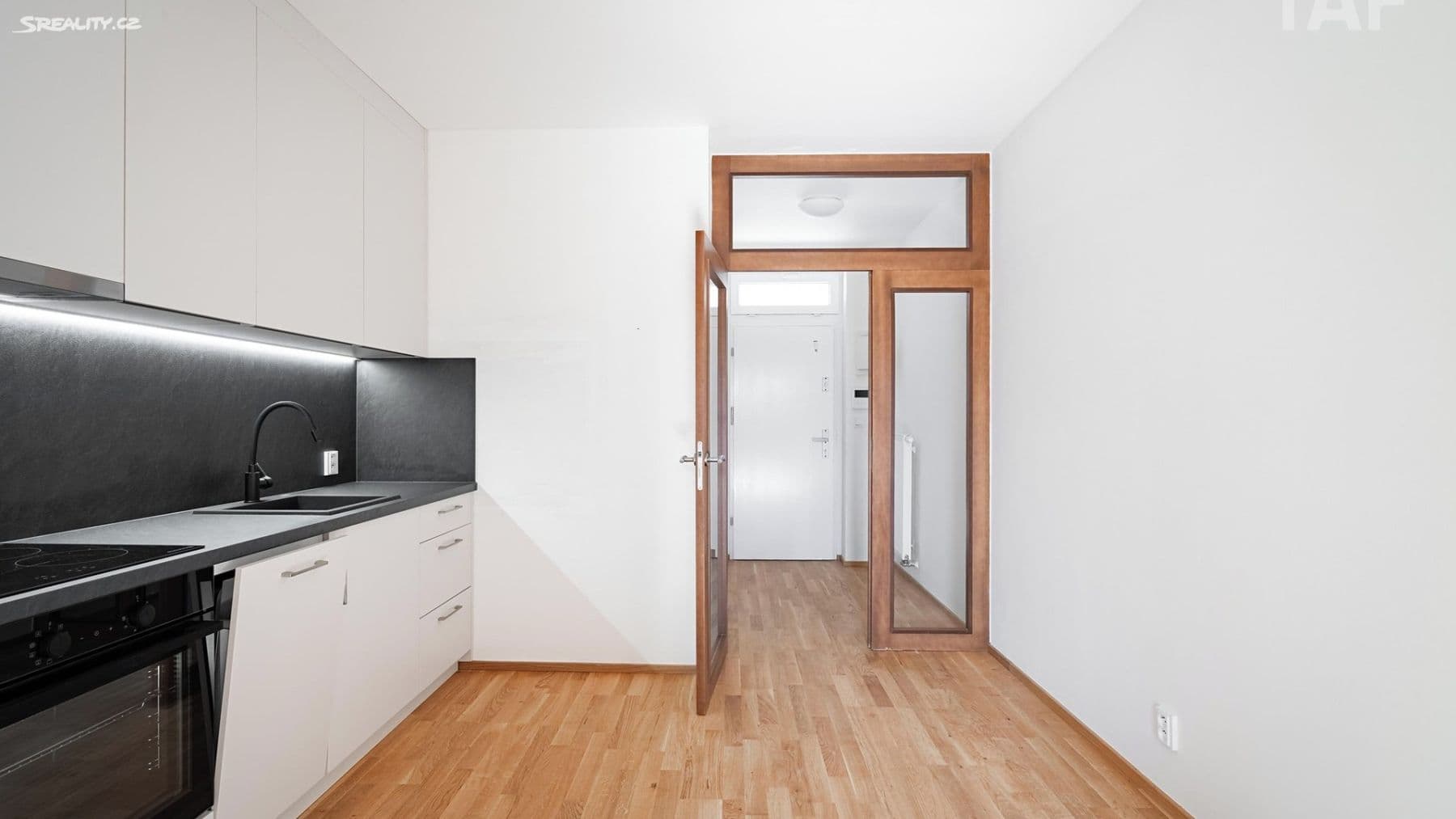 Prodej bytu 2+1 53 m², Milíčova, Praha, Praha Prodej bytu 2+1 53 m², Milíčova, Praha, Praha