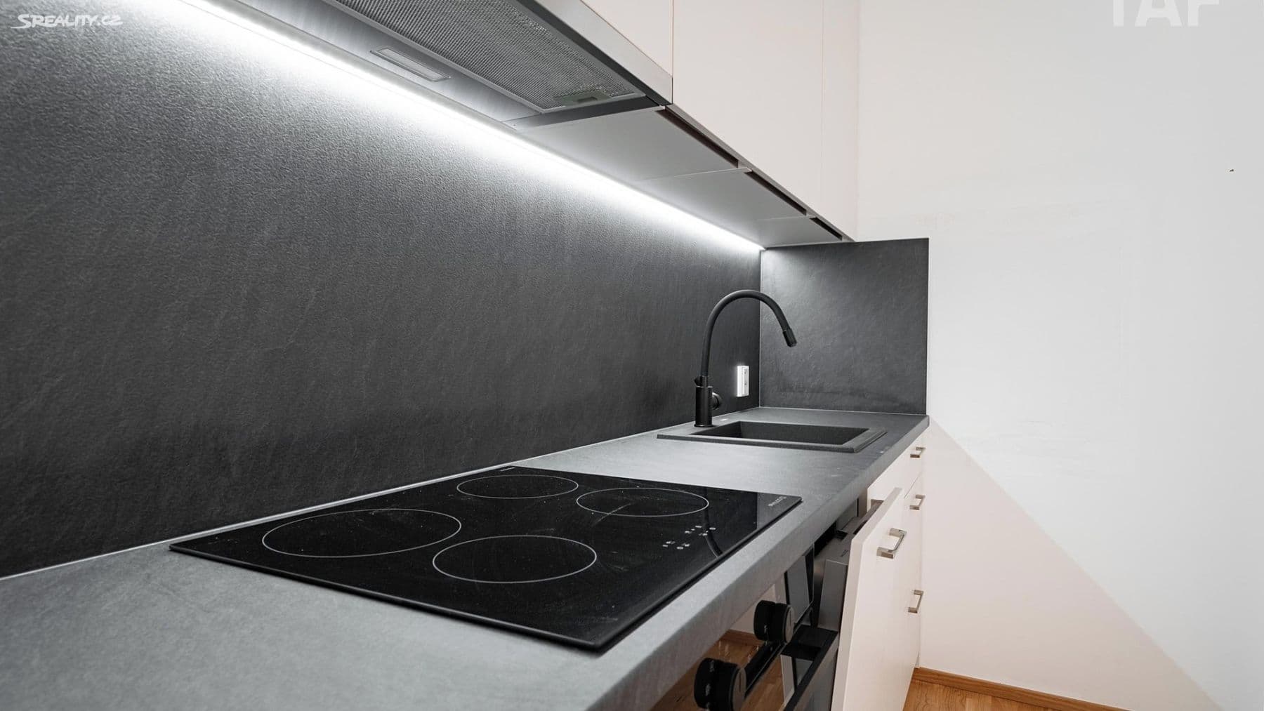 Prodej bytu 2+1 53 m², Milíčova, Praha, Praha Prodej bytu 2+1 53 m², Milíčova, Praha, Praha