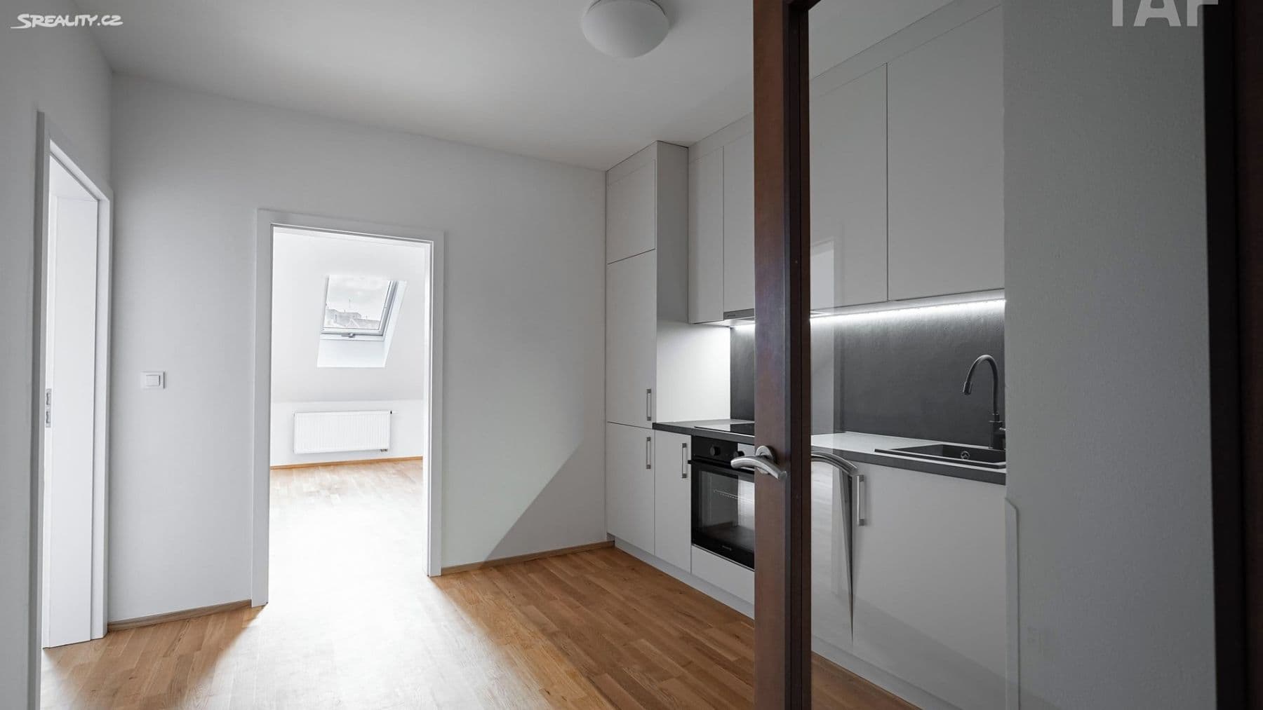 Prodej bytu 2+1 53 m², Milíčova, Praha, Praha Prodej bytu 2+1 53 m², Milíčova, Praha, Praha
