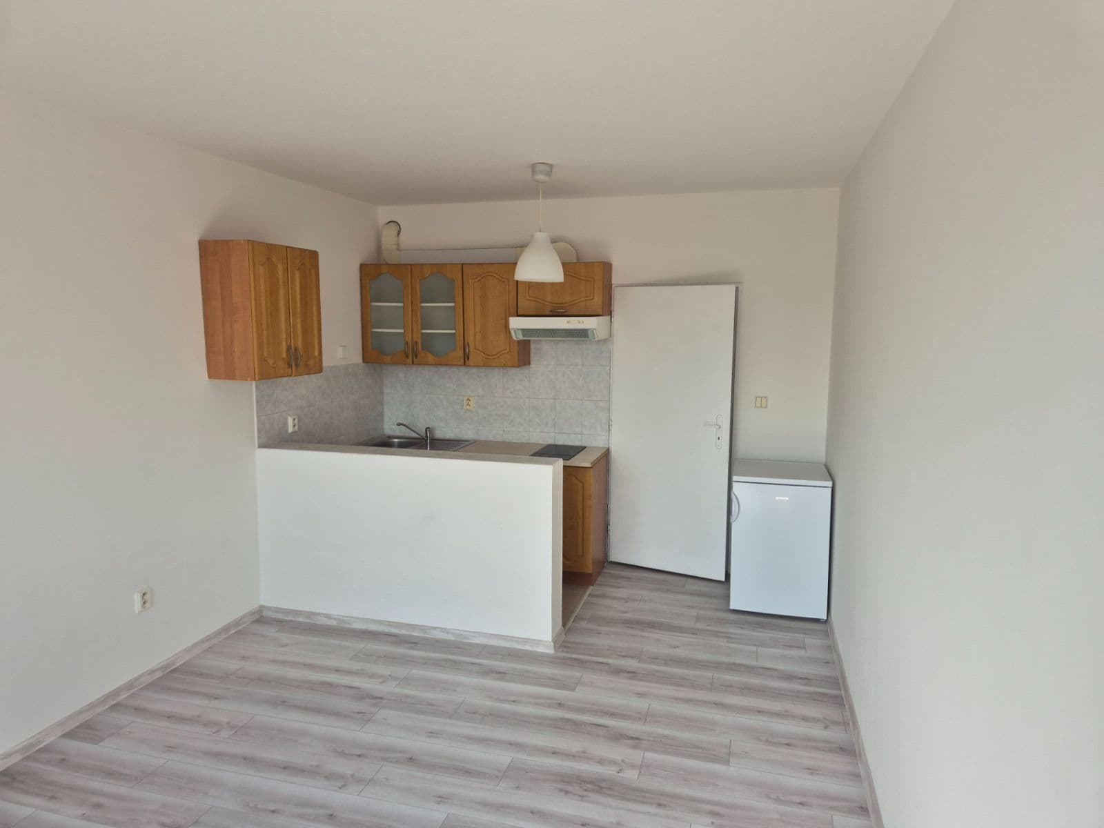Pronájem bytu 1+kk 26 m², Štúrova, Praha, Praha Pronájem bytu 1+kk 26 m², Štúrova, Praha, Praha