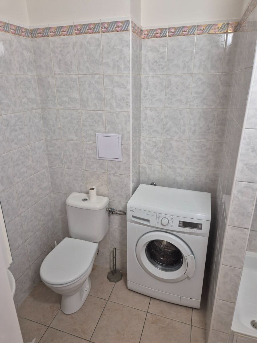 Pronájem bytu 1+kk 26 m², Štúrova, Praha, Praha Pronájem bytu 1+kk 26 m², Štúrova, Praha, Praha