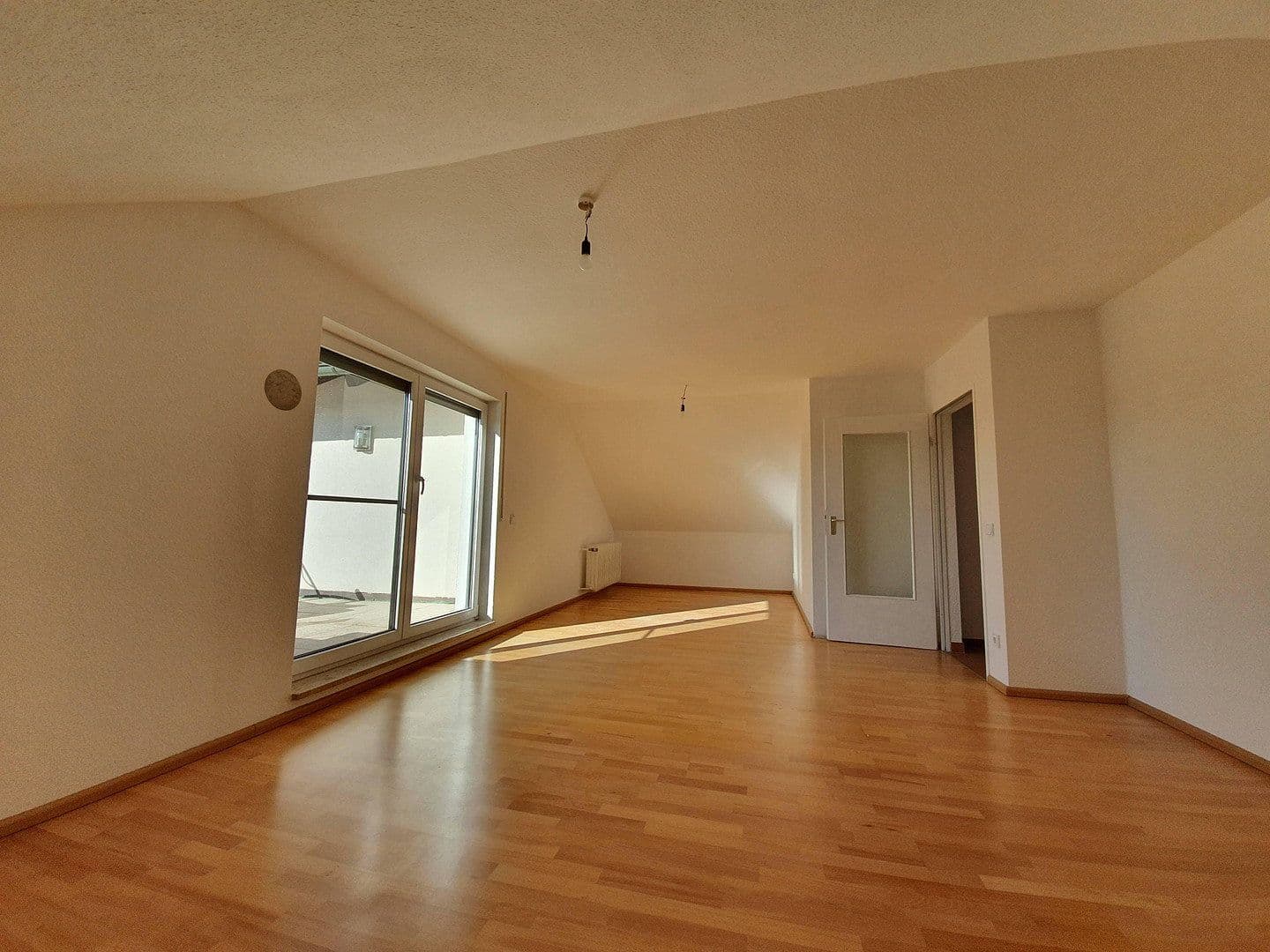 Pronájem bytu 3+1 90 m², Großenseebach, Bavorsko Pronájem bytu 3+1 90 m², Großenseebach, Bavorsko