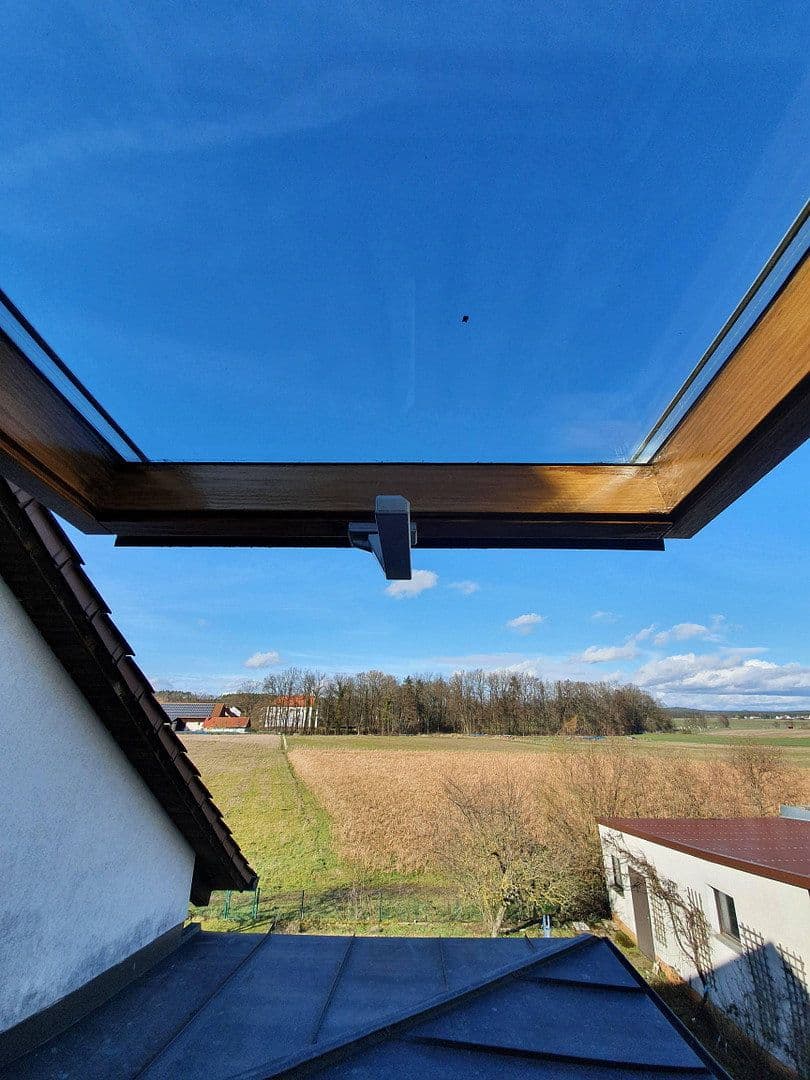 Pronájem bytu 3+1 90 m², Großenseebach, Bavorsko Pronájem bytu 3+1 90 m², Großenseebach, Bavorsko